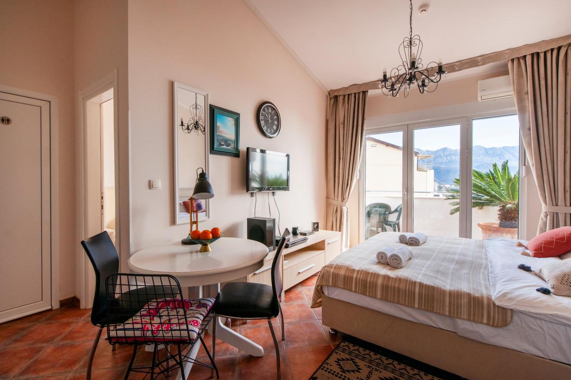 Lux M & A Apartments Budva Kültér fotó
