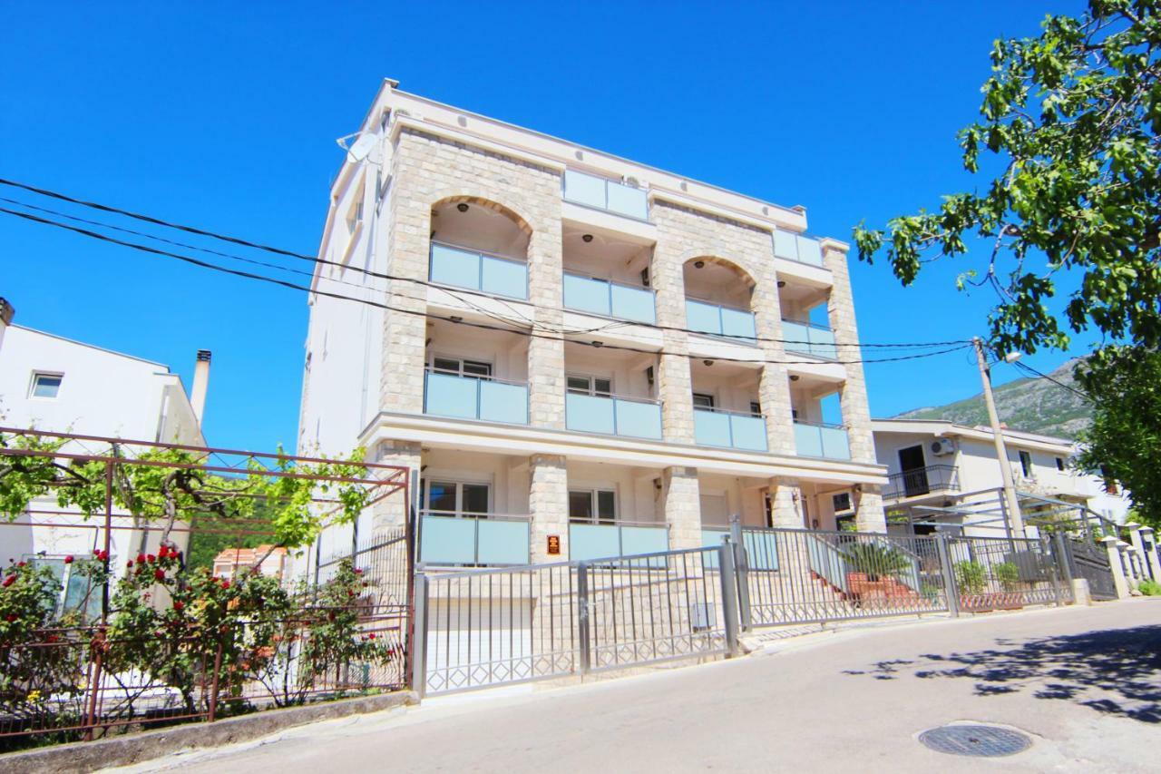 Lux M & A Apartments Budva Kültér fotó